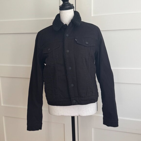 LEVI'S BNWT - Trucker black denim jacket with sherpa lining - size S - Picture 3 of 9